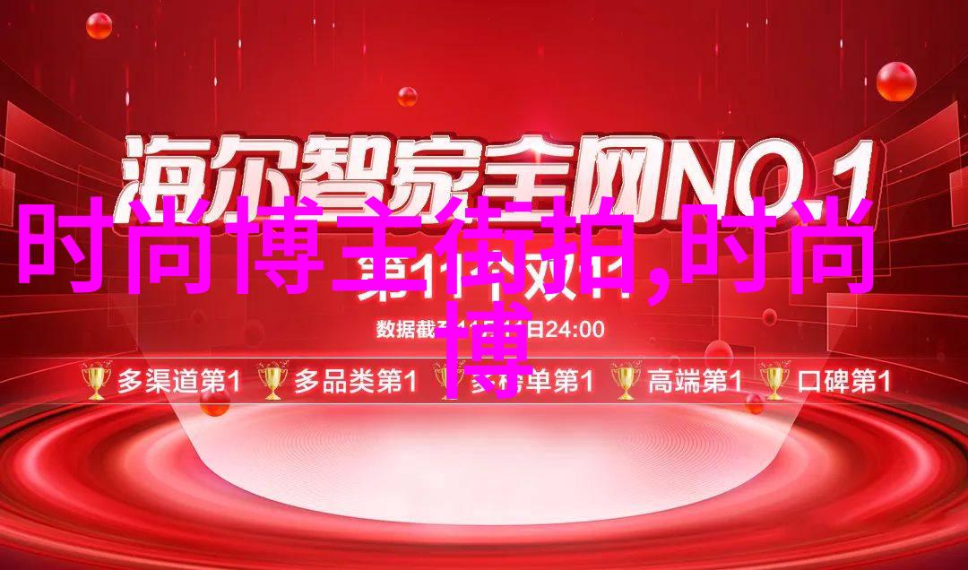 大雨滂沱的驾校教练室内温暖的车内与外界大雨对比