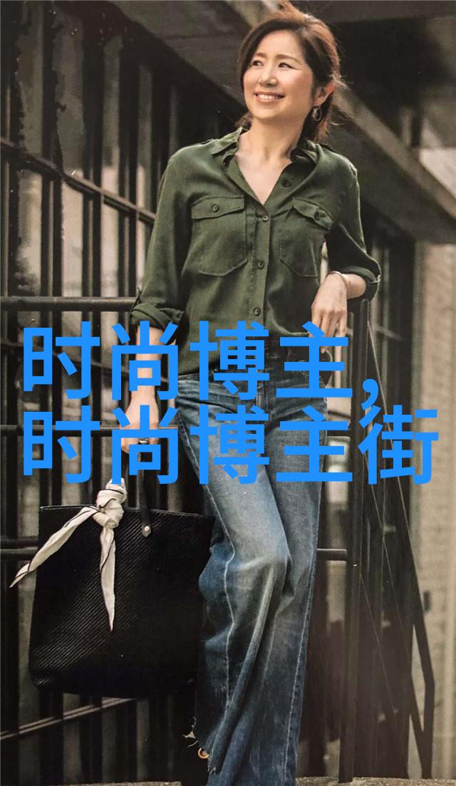 50岁女士烫什么发型好看-时尚再现适合50岁女性的流行发型推荐