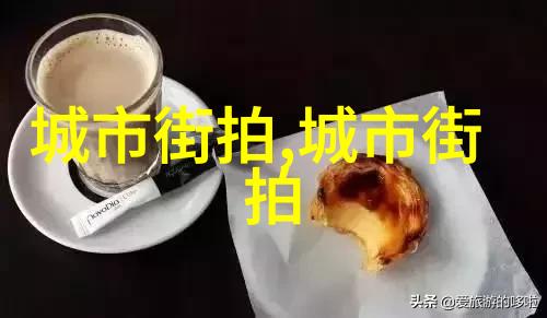 花开满枝头花卉图案连衣裙的春季时尚穿搭秘诀